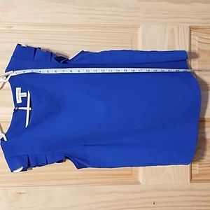 Sleeveless ruffled office blouse